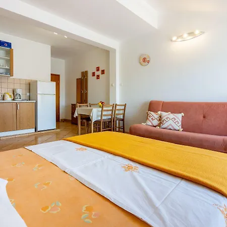 Helles Studio-apartment Mit Traumhaften Meerblick, Privatparkplatz, Grill Apartment