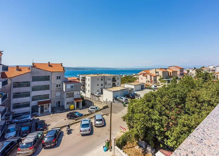 Helles Studio-apartment Mit Traumhaften Meerblick, Privatparkplatz, Grill Crikvenica