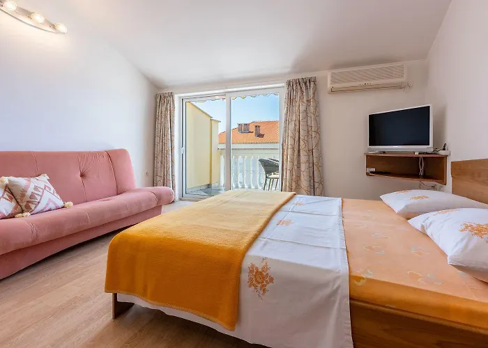 Appartement Helles Studio-apartment Mit Traumhaften Meerblick, Privatparkplatz, Grill Crikvenica